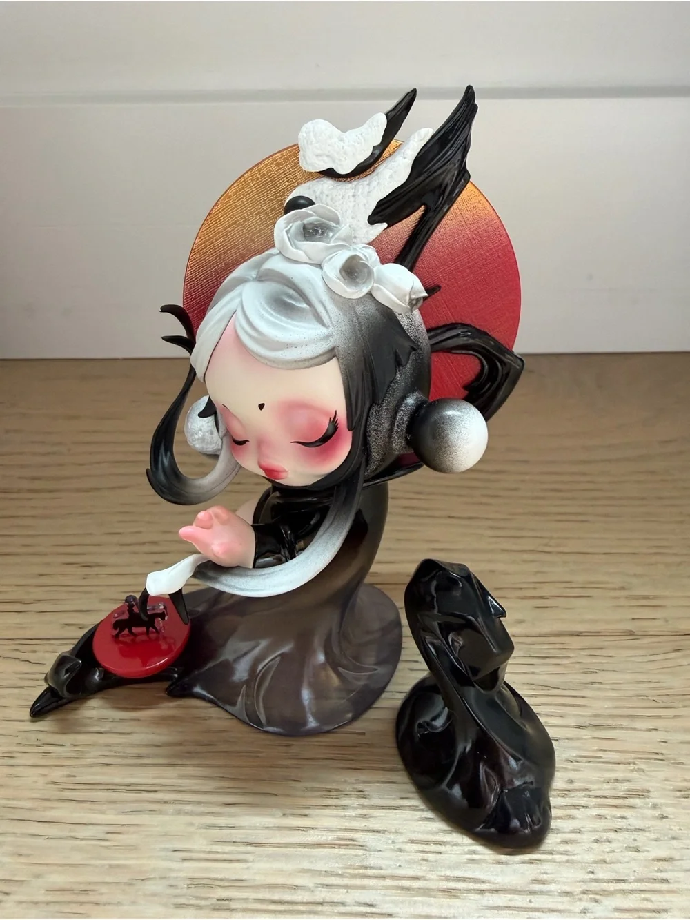 POP MART: The Golden Gallop Series- Wind Rider (with bonus authentic figurine)